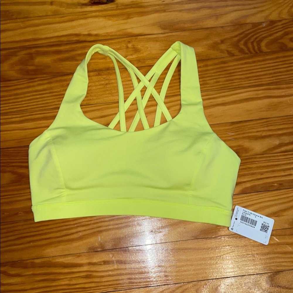 NWT lululemon Free to be serene bra Sz 6